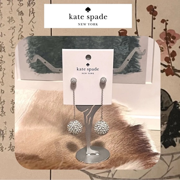 🏷️ kate spade ♠️• razzle dazzle linear dangling silver rhinestone earrings - Picture 1 of 16